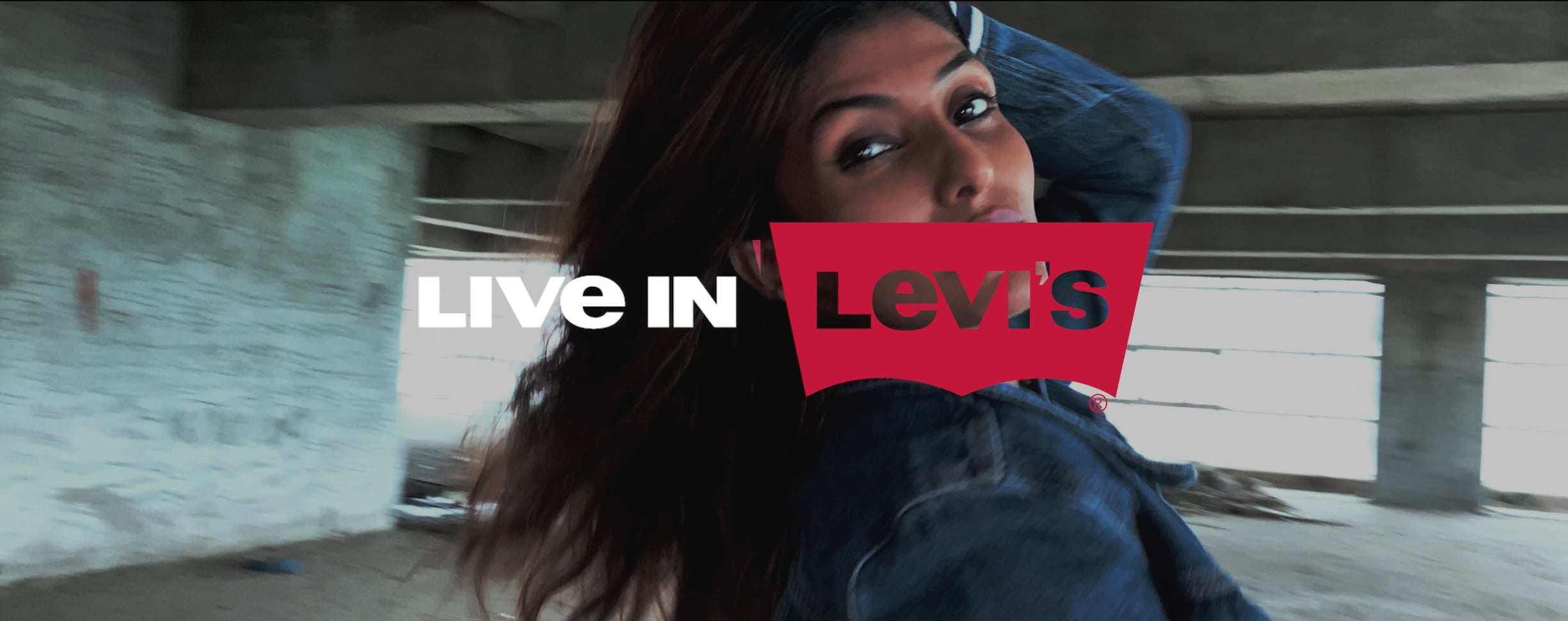 LEVIS- Live in Levis