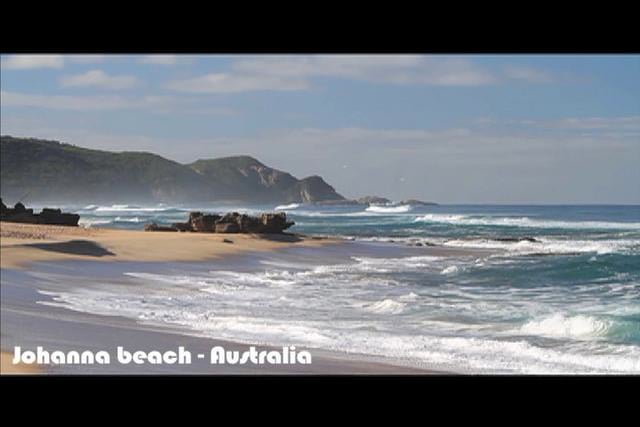 Free Surf – Adriano de Souza – Australia 2011 from Jader Carrijo