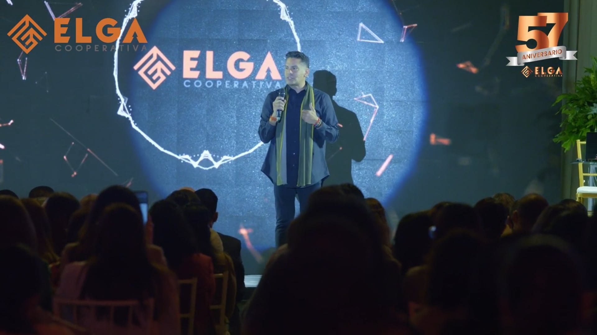 Coop. Elga Evento con Ismael Cala