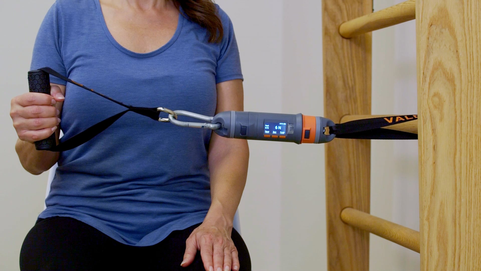 Vald dynamo plus shoulder external rotation sitting with handle