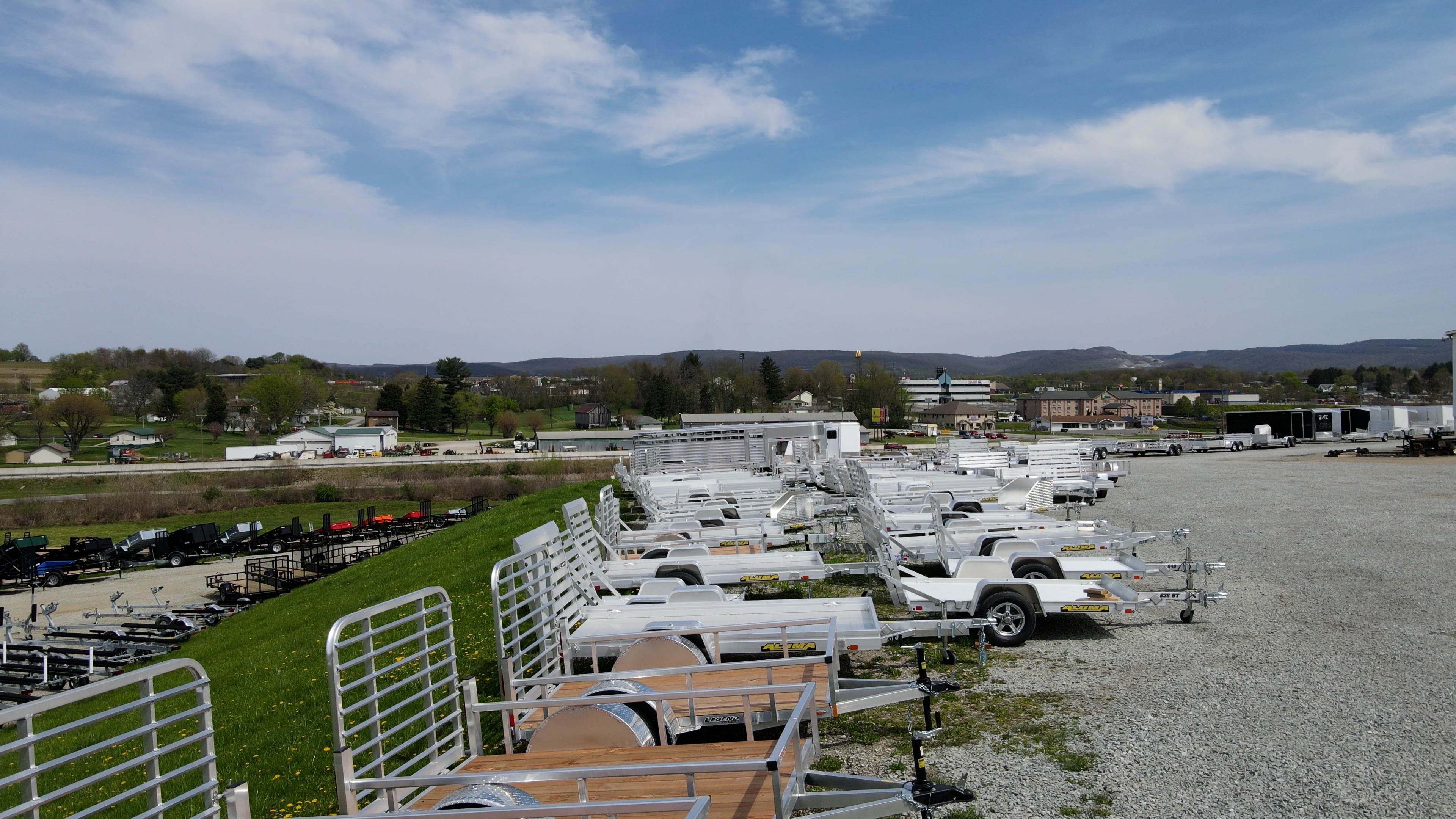 Smouse Aluminum Trailers on Vimeo