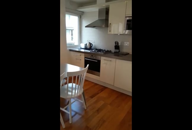 Bright 1 Bedroom Flat Clerkenwell Main Photo