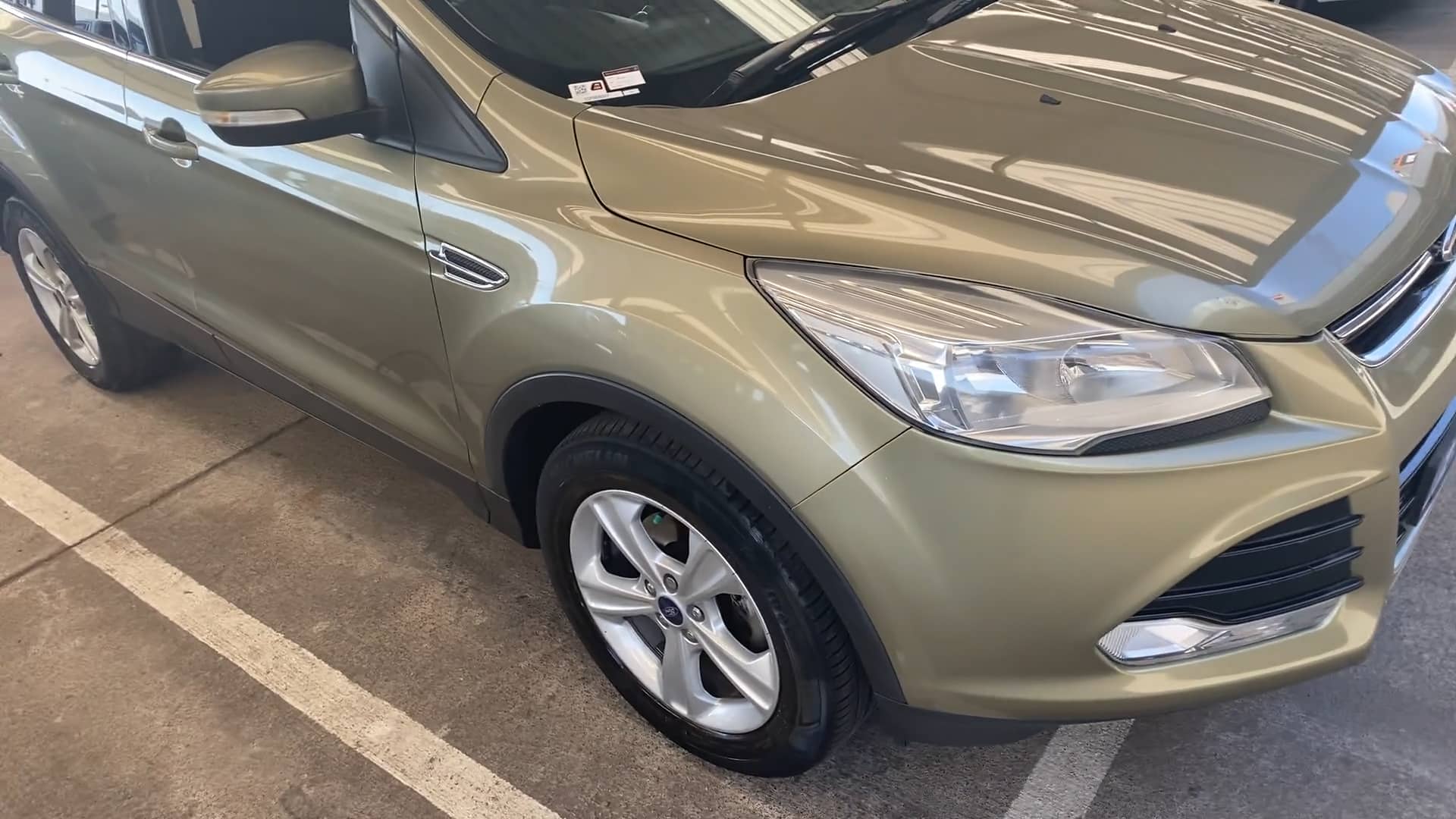 2014 Ford Kuga 1.6 EcoBoost Ambiente on Vimeo