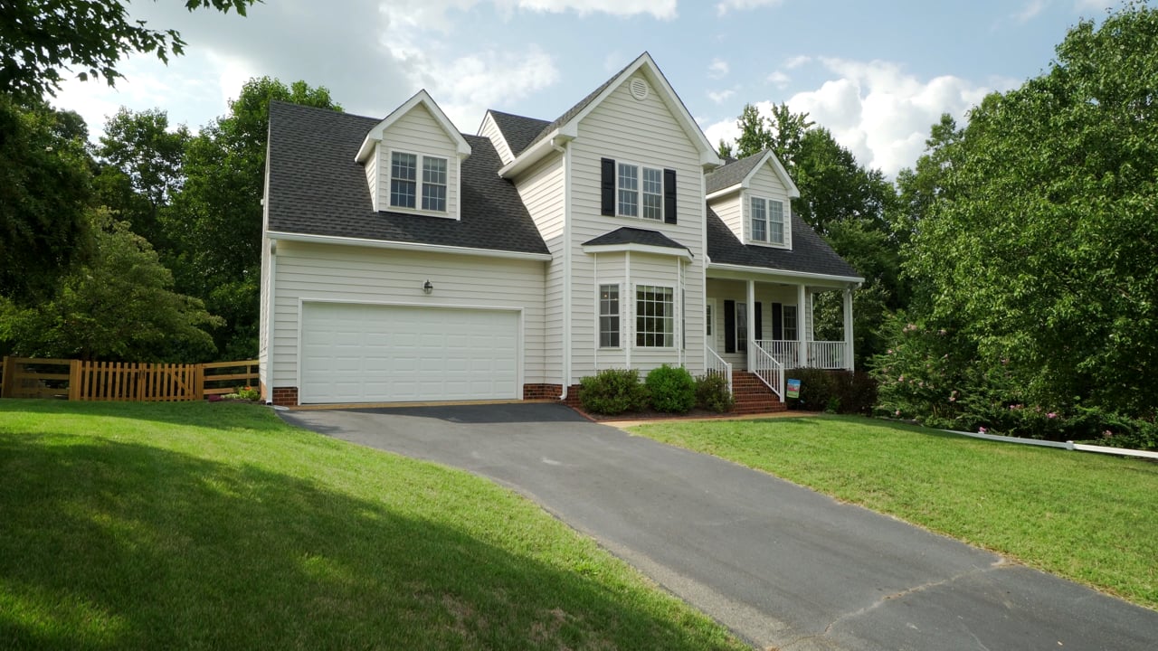 8055 Sussex Road.mov