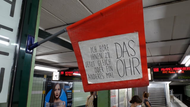 Offene Ohren am Zuhörkiosk