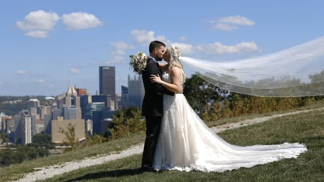 Sarah and Jared Teaser on Vimeo