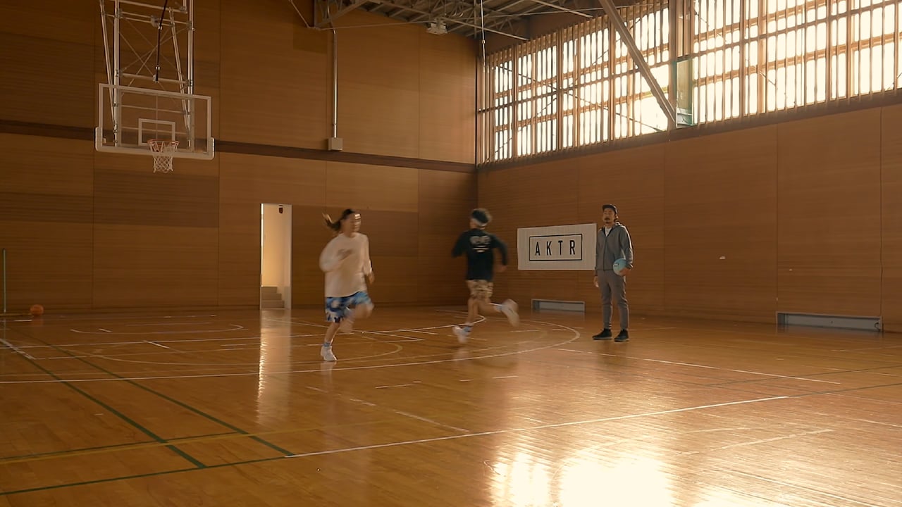 宅送] eyewater ハシヅメユウヤ x サイン入り BASKETBALL AKTR