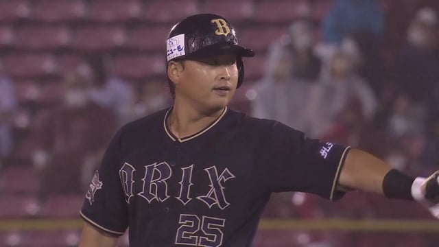 【9回表】バファローズ・西村凌 今季初ヒットは逆転のタイムリー2ベースヒット!! 2022年8月30日 東北楽天ゴールデンイーグルス 対 オリックス・バファローズ
