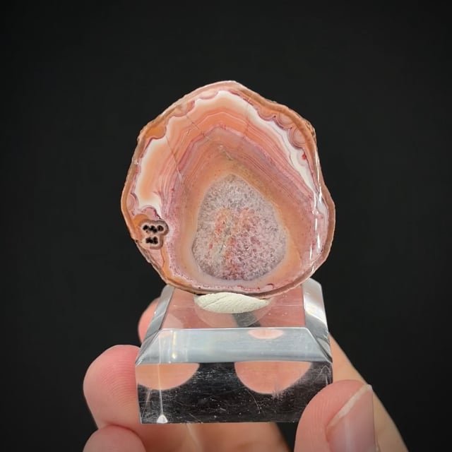 Quartz var. Agate - rare historic locale