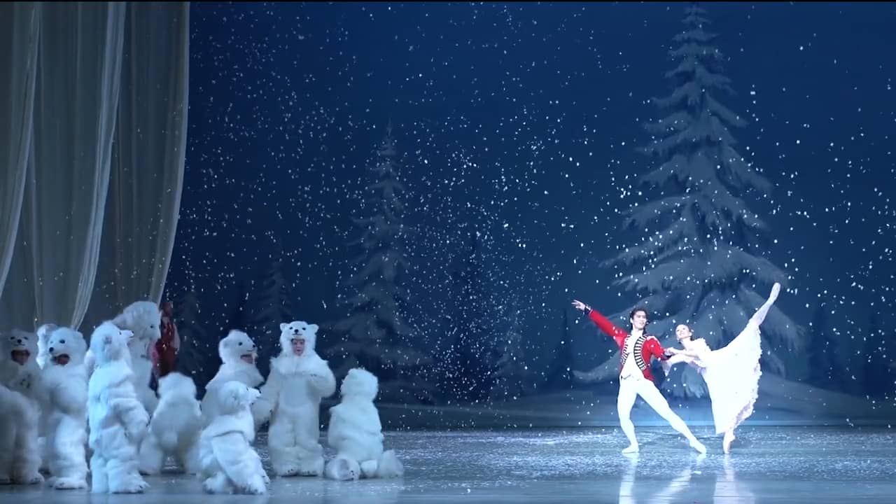 Nutcracker by Canada's Royal Winnipeg Ballet's Performance Highlights on Vimeo