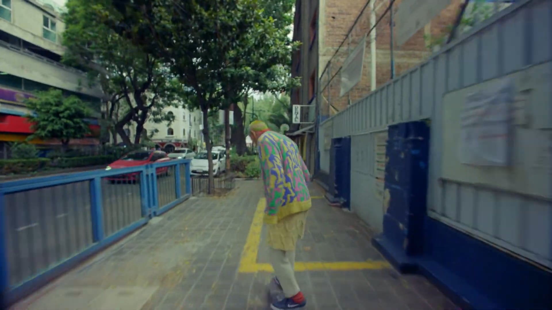 The Elder Statesman Holiday 21-22 Cartoon Physics.