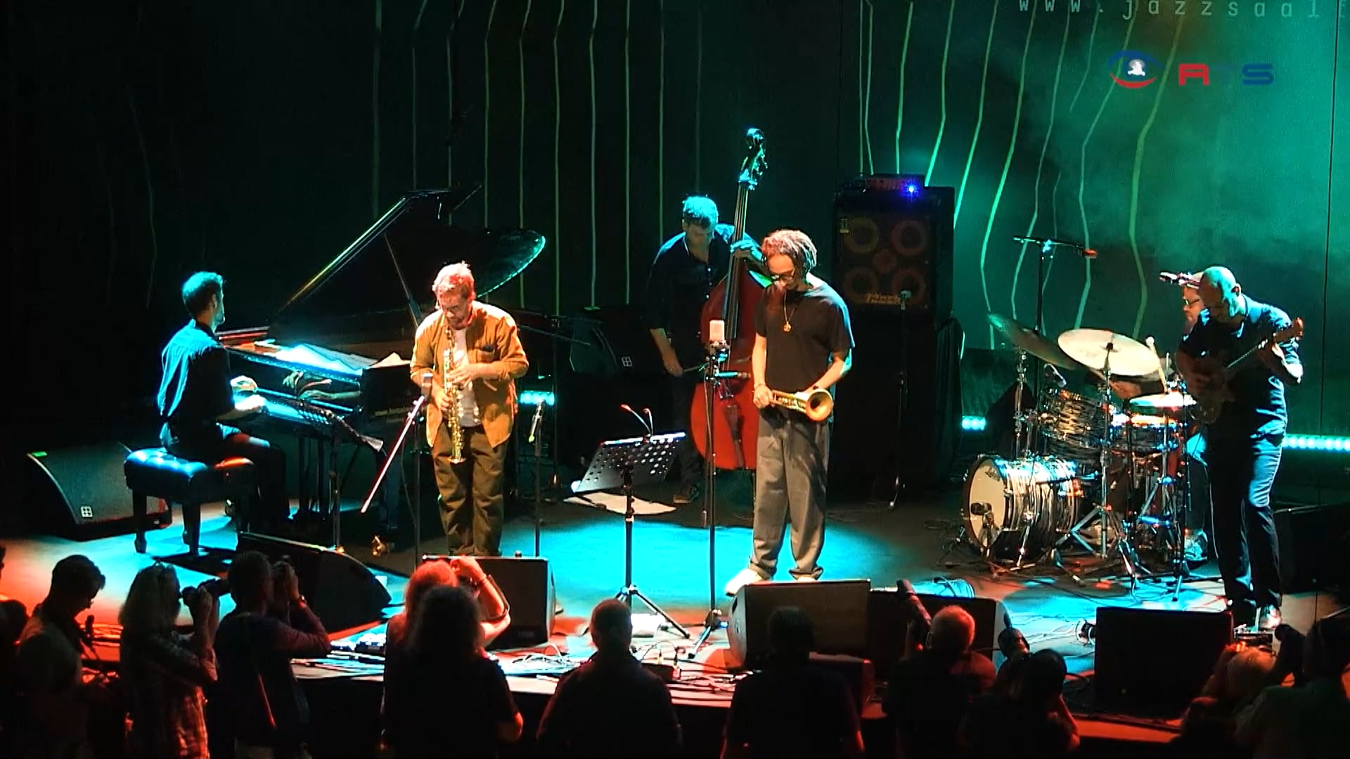 anspruchsvolle-musik-zum-tanzen-und-spannende-klang-experimente-beim-jazz-festival-saalfelden
