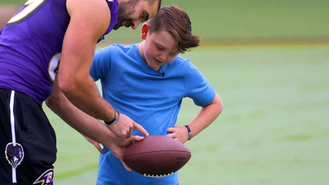 Ravens Tight End Mark Andrews Has a Support Team Watching His Blood Sugar