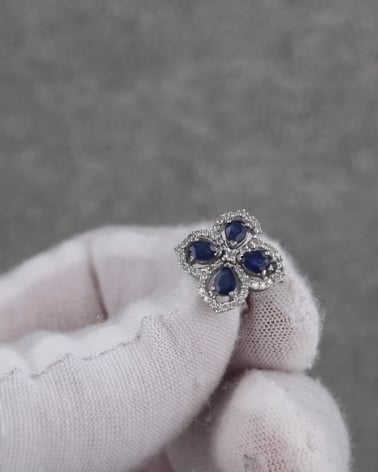 Video: 925 Silver Sapphire Diamonds Earrings