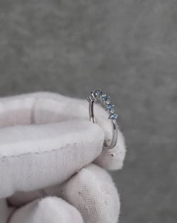 Vidéo: Bague Or Blanc Aigue-Marine et diamants 1.7grs