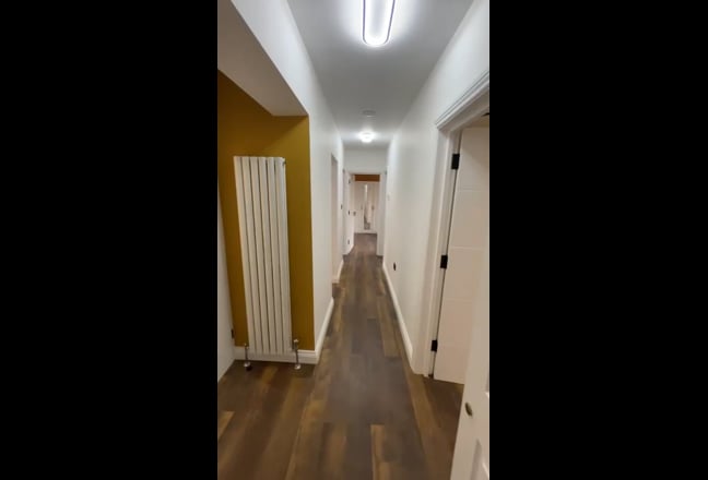 Beautiful 4 Room Flat (The Mustard) Main Photo