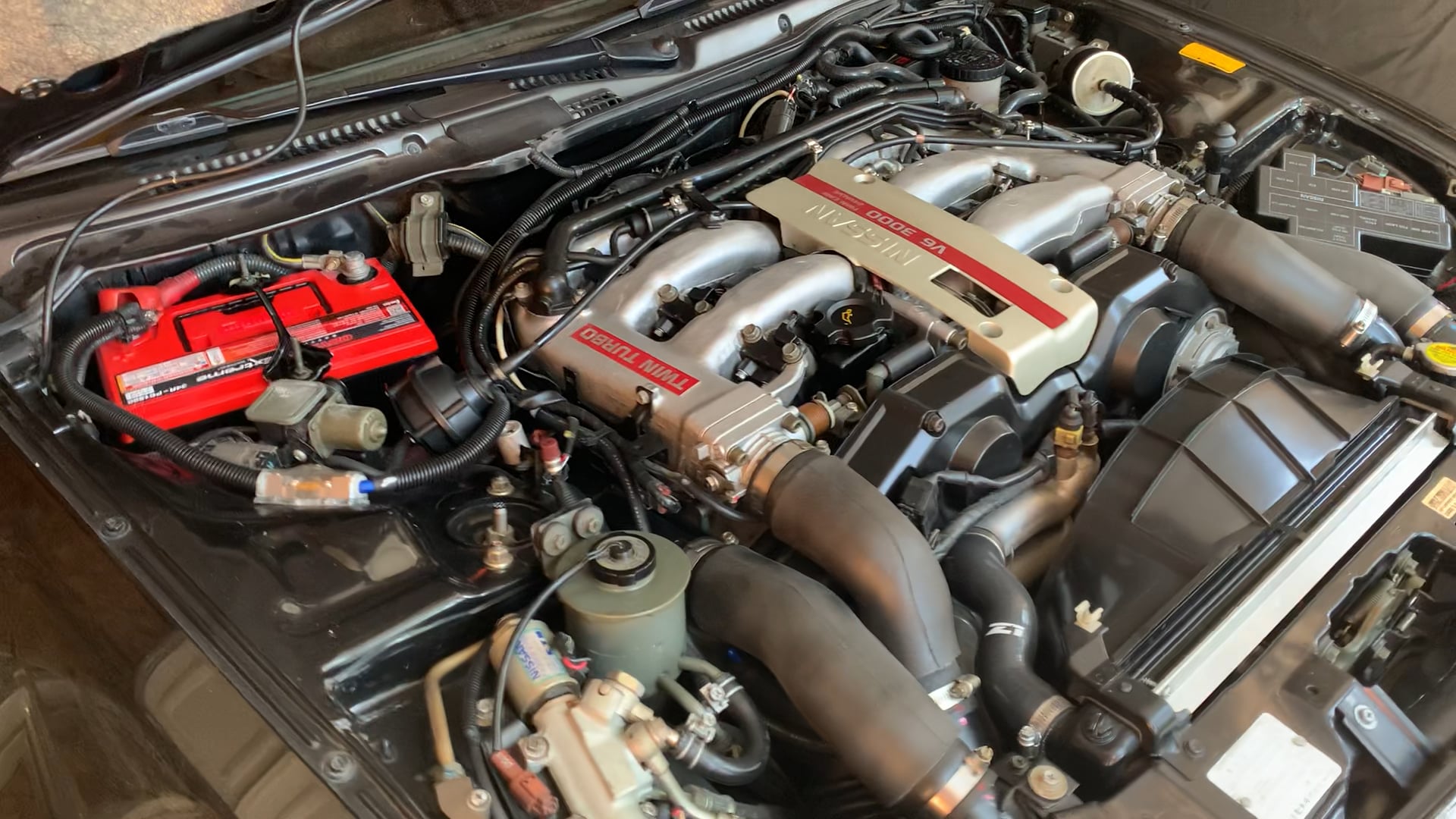 1991300XTwin TurboEngineIdle on Vimeo