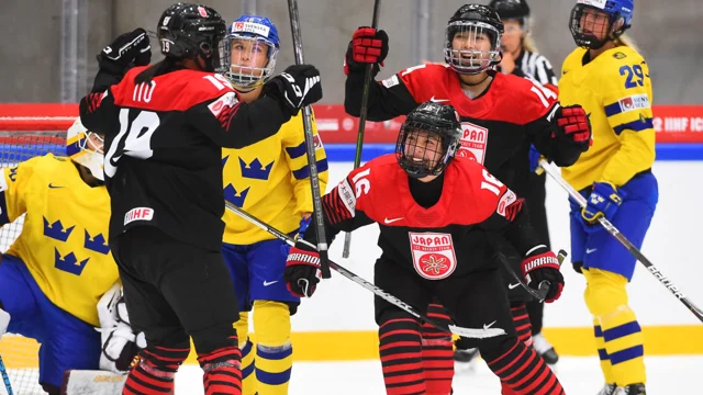 Japan vs Sweden (Pl.) - 2022 IIHF Ice Hockey Women's World Championship