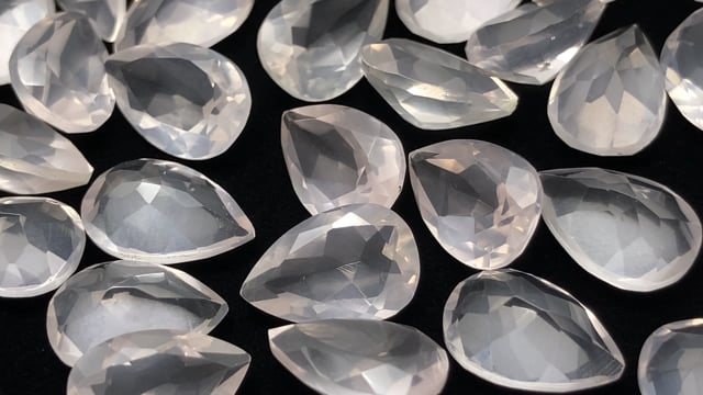 ローズクォーツ ルース ペアシェイプファセットカット 12×8mm 3粒|天然石ビーズの卸問屋・通販ケンケンジェムズ 宝石ルース、裸石 ローズクォーツ4×8mm