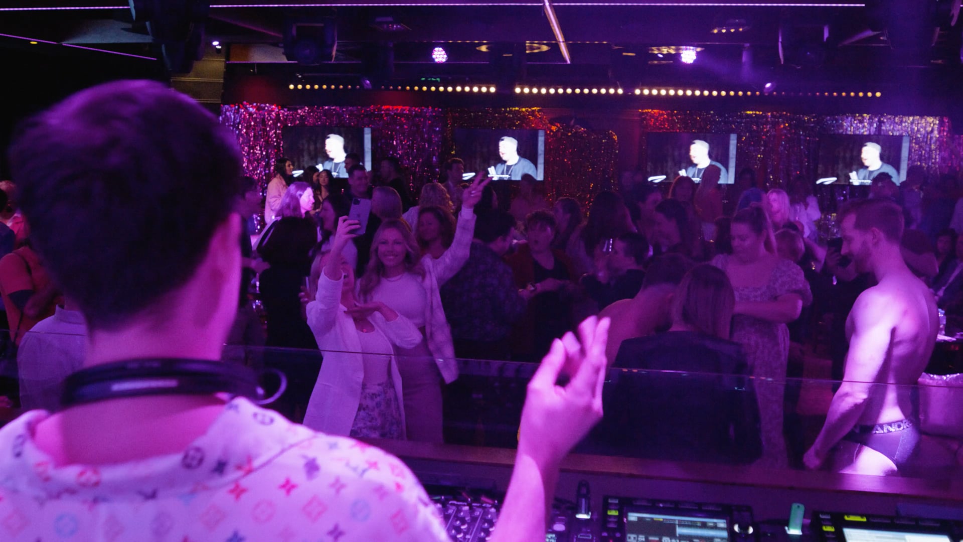 The Star x EXAMPLE: Drag Brunch
