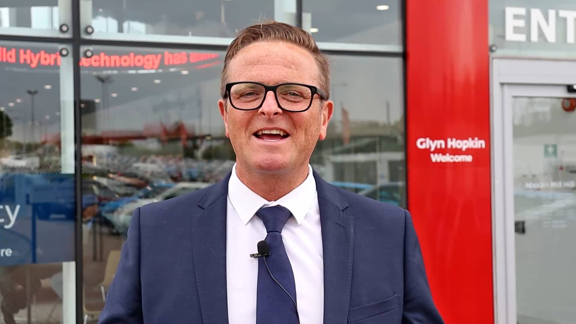 Glyn Hopkin Nissan Mill Hill Now Open! on Vimeo