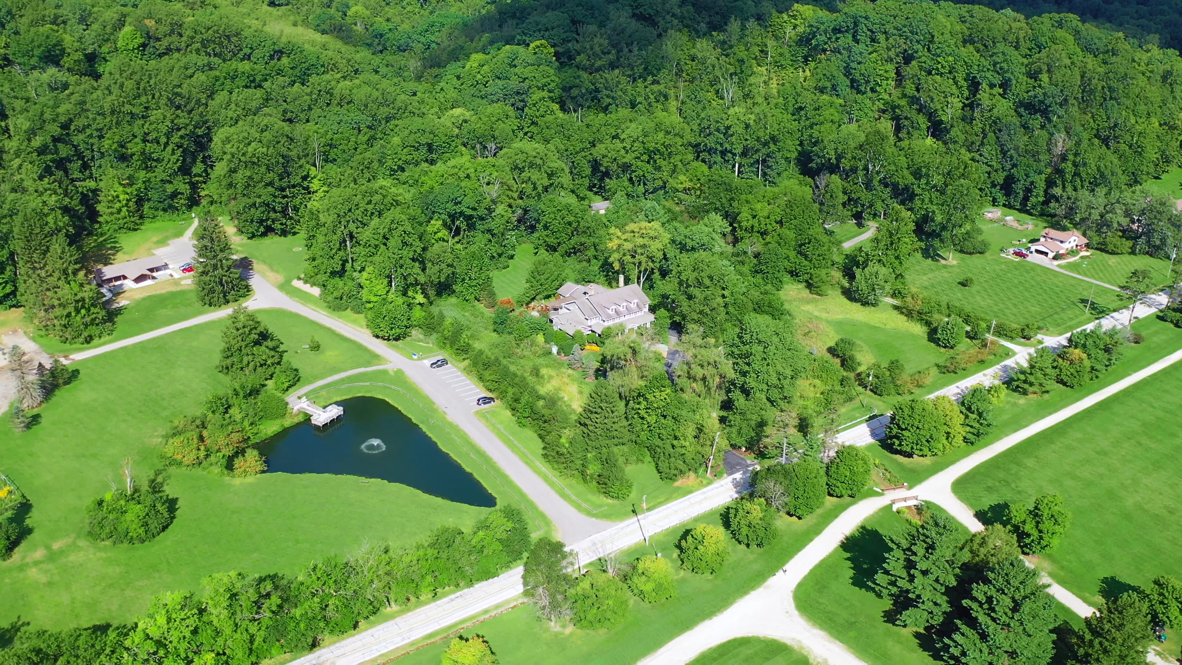 3780 Chagrin River Road on Vimeo