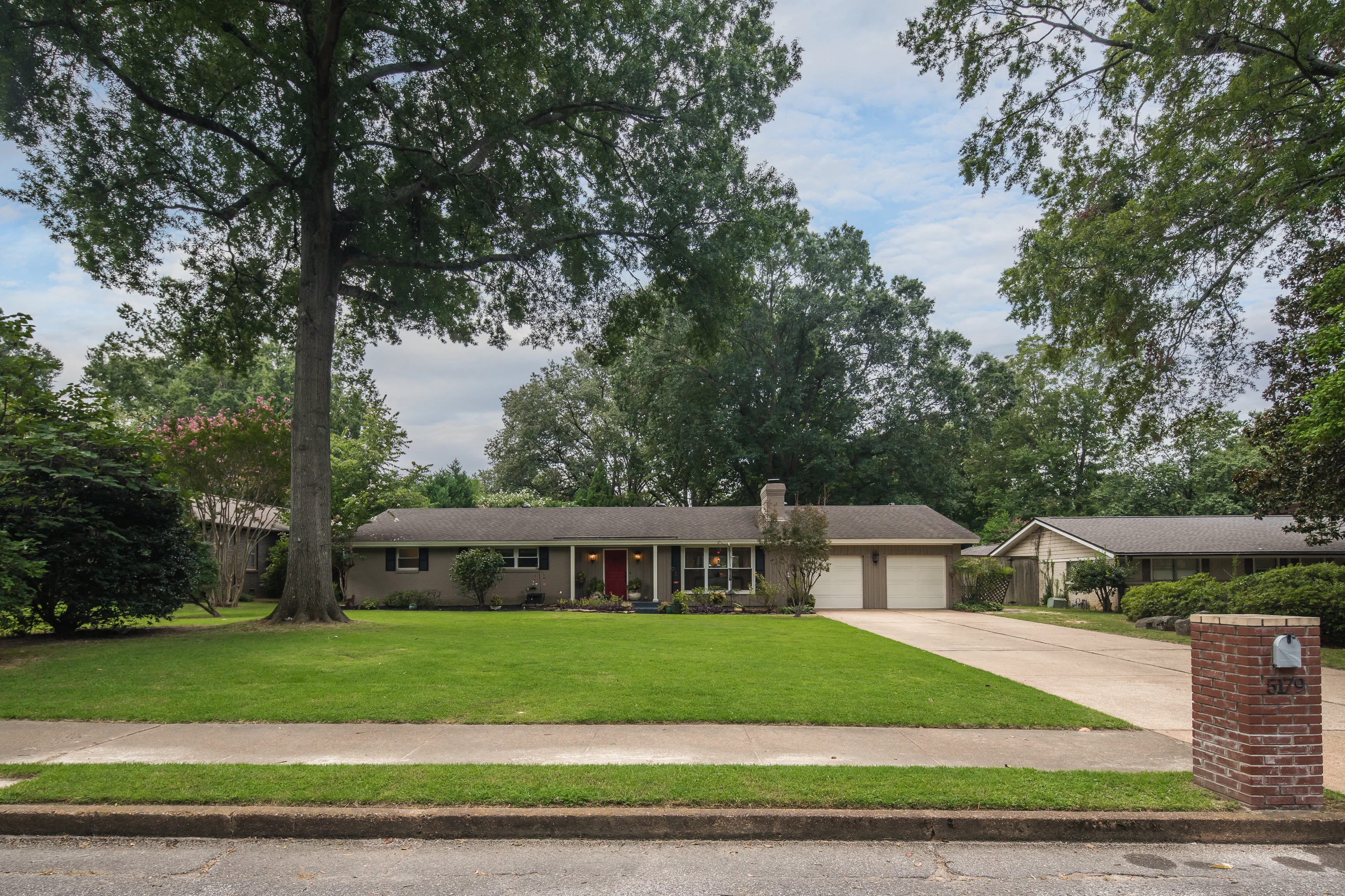 5179 Gwynne Road Unbranded on Vimeo