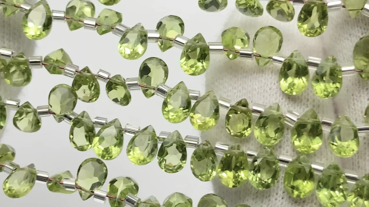 ★(くつくつ！)ジュエリークラスペリドットタンブルカットブレス③(SA+) 8月誕生石 K10 ペリドットの一粒ブレスレット ~Petela~ (K18 変更可能