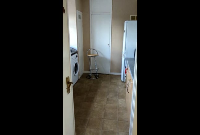 3 bed flat quiet location 10 minutes walk from UEA Main Photo