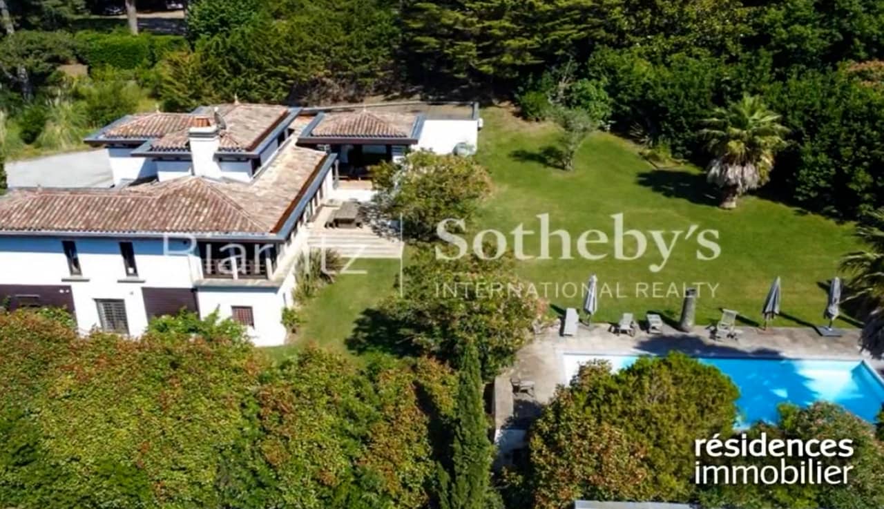 SAINTJEANDELUZ MAISON A VENDRE 1 785 000 € 286 m² 8 pièce(s
