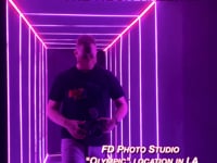 Video Gallery - Underwater photo studio with pre-set continuous lighting