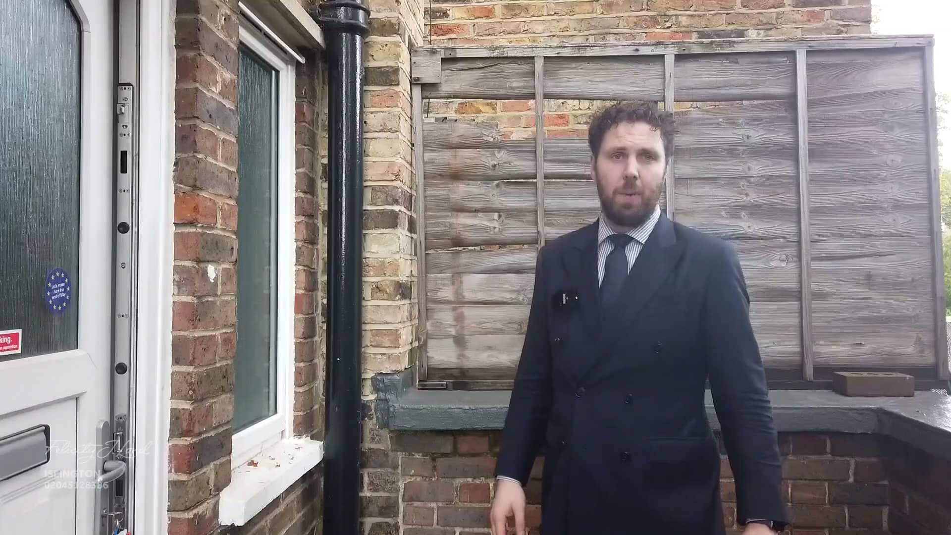 Quick Sneak Peek of Seven Sisters Road, London, N7, 3 bedroom Flat / Apartment For Sale from