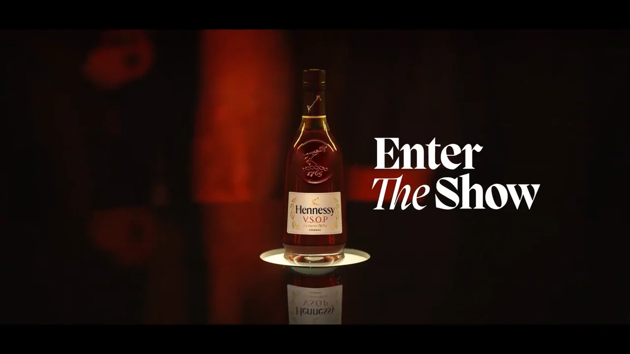 Moët Hennessy Diageo Christmas EDM Video on Behance