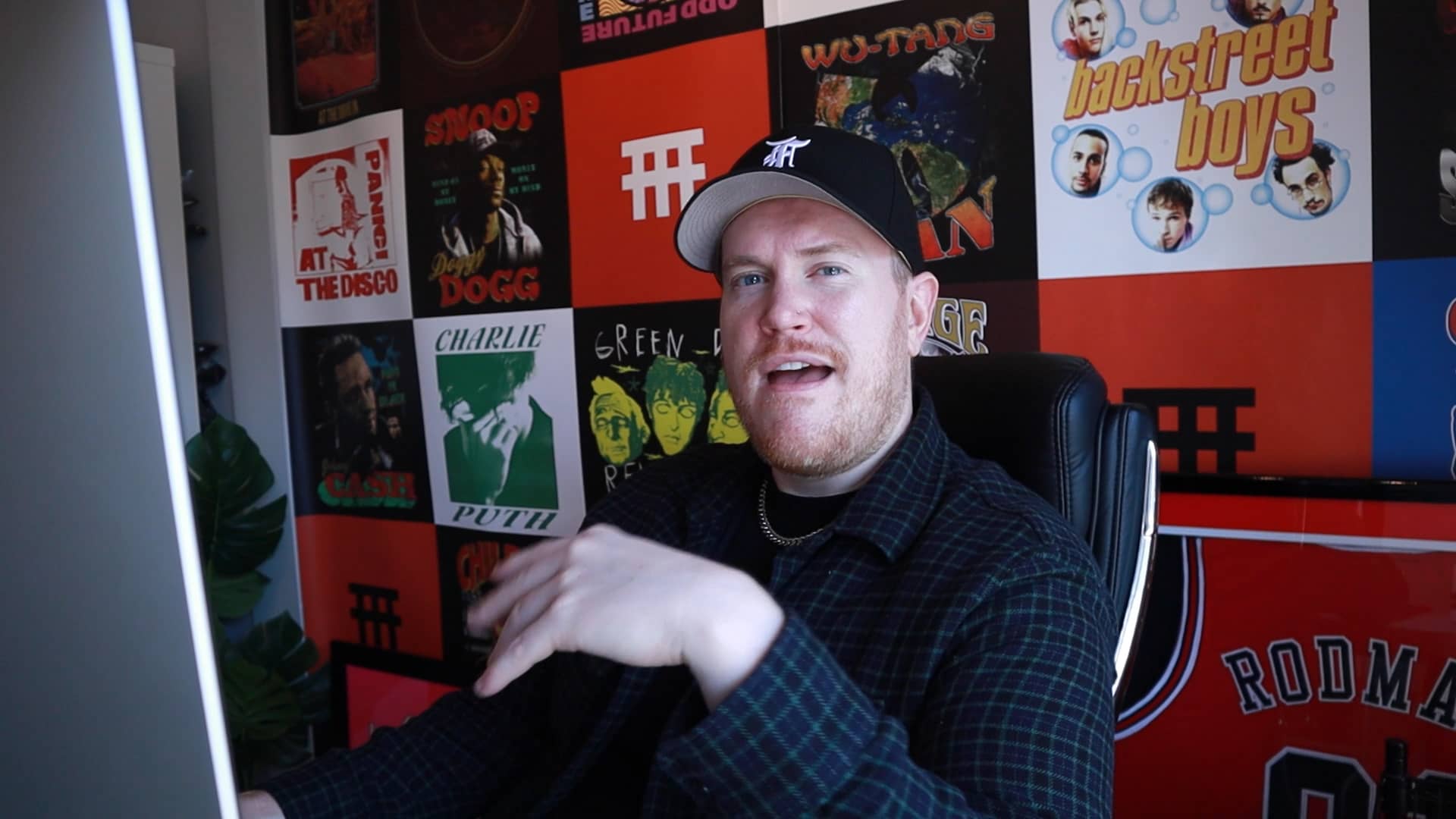 FULLERMOE.COM - Using Mockups In Photoshop on Vimeo