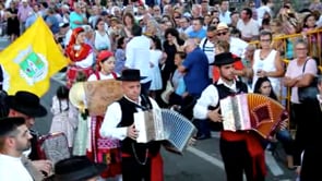 Baile ante palco autoridades