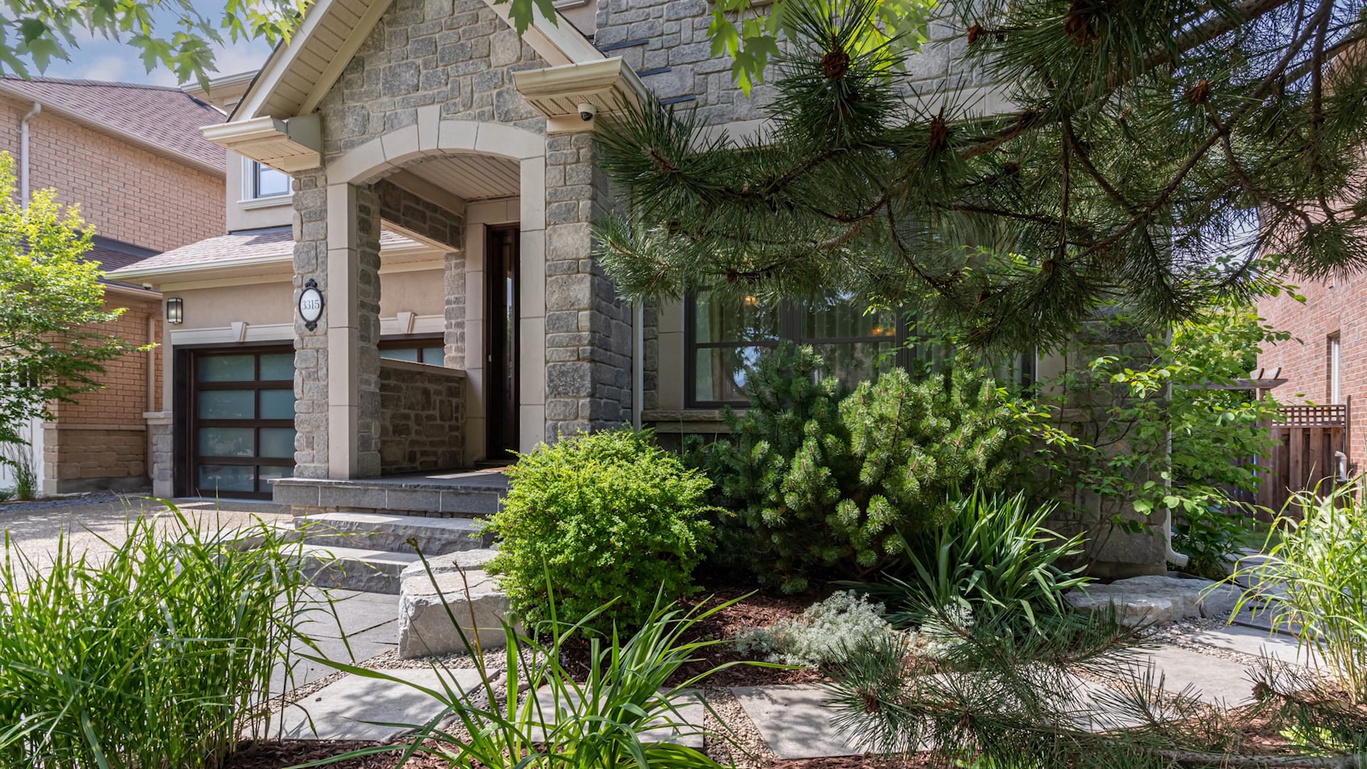 3315 Raspberry Bush Trail, Oakville.mp4 on Vimeo