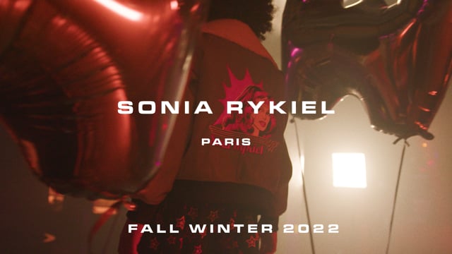 Carla, Giulia et Manel pour SONIA RYKIEL FW 2022