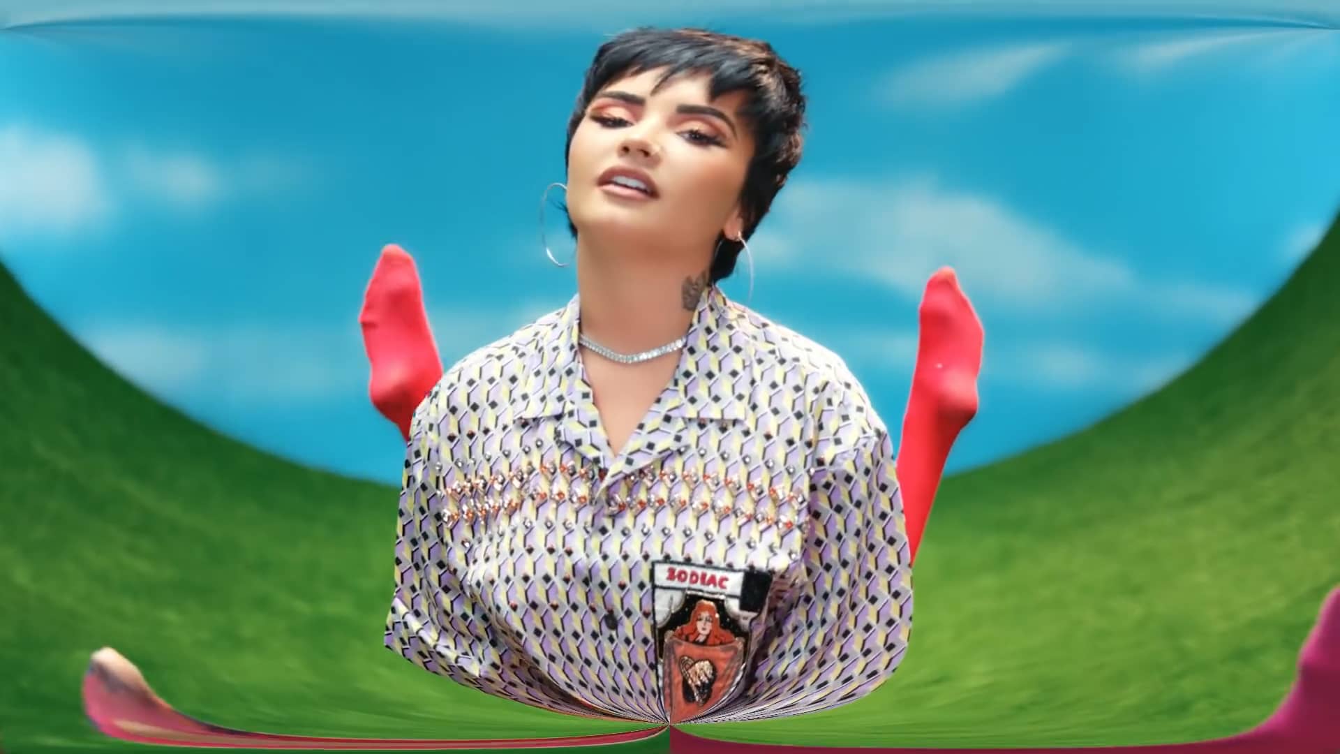 Demi Lovato Melon Cake on Vimeo