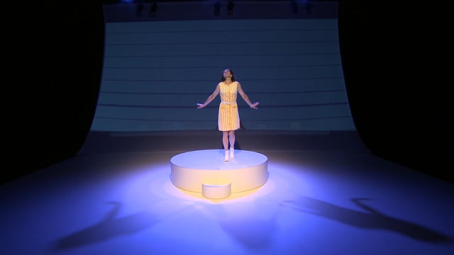 AVEC UN GRAND @ Une production initiée et créée par les finissant.e.s de l’École supérieure de théâtre