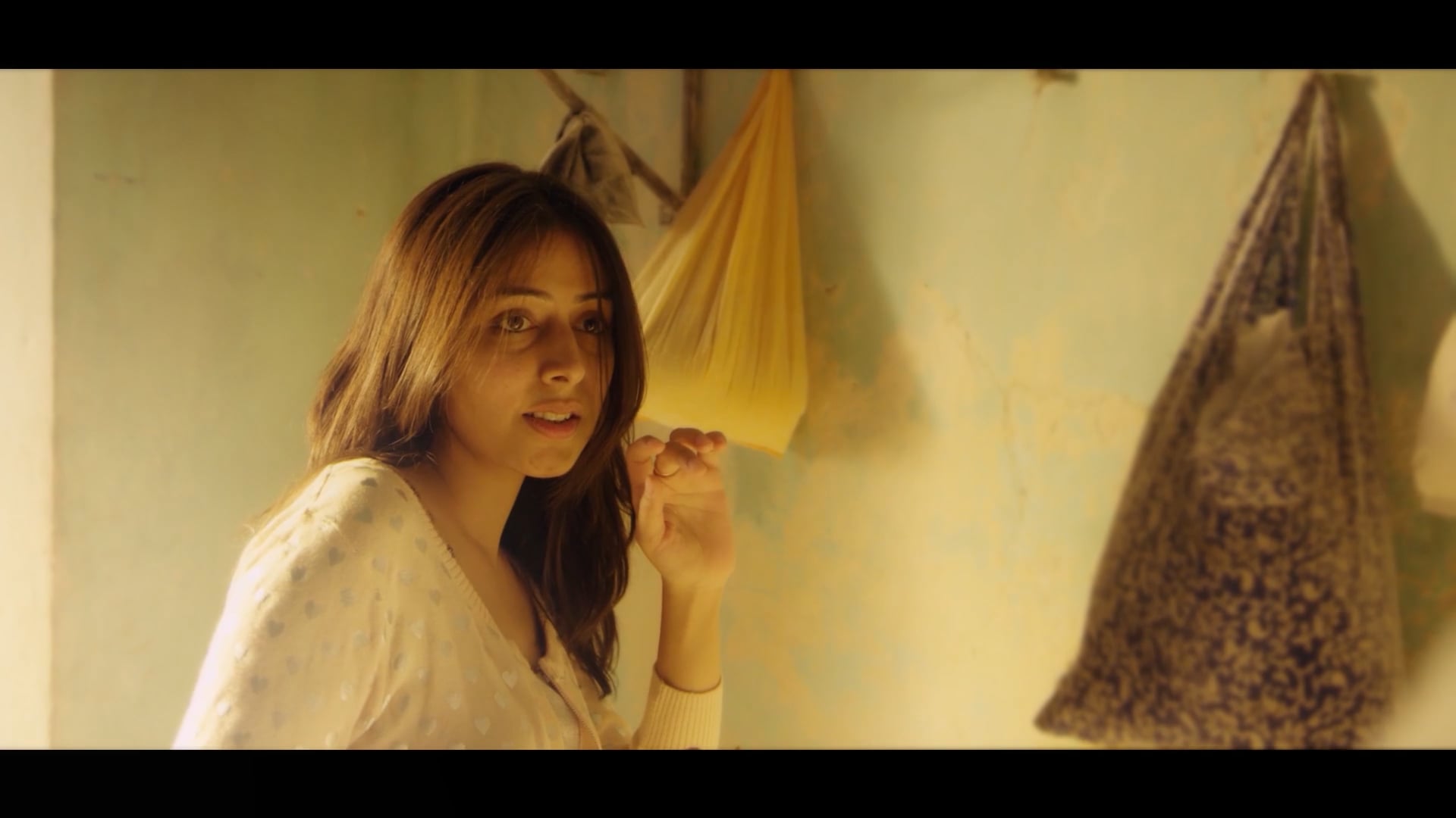 SHORT FILM - WHITE