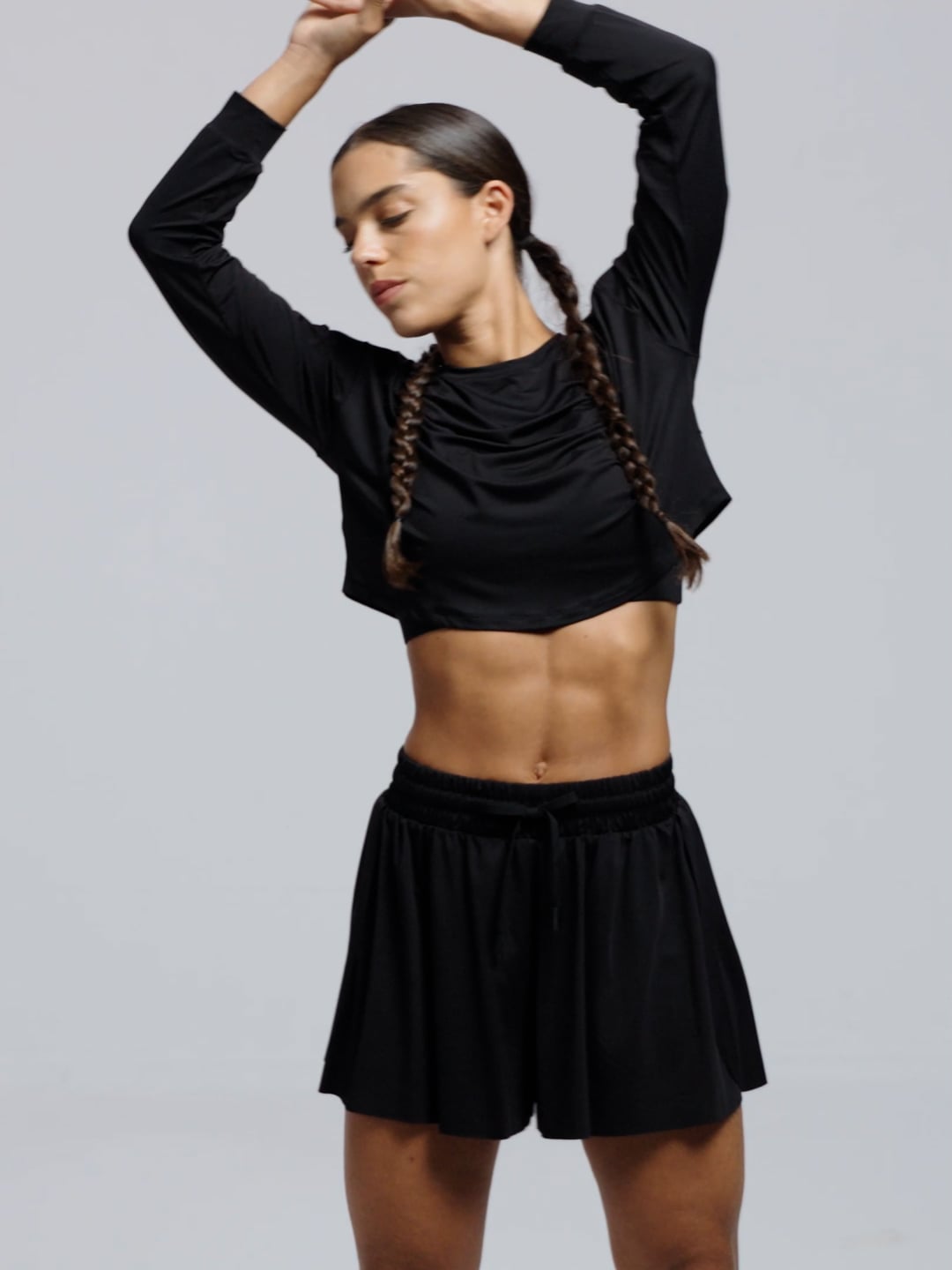 חולצת קרופ עם שרוול ארוך