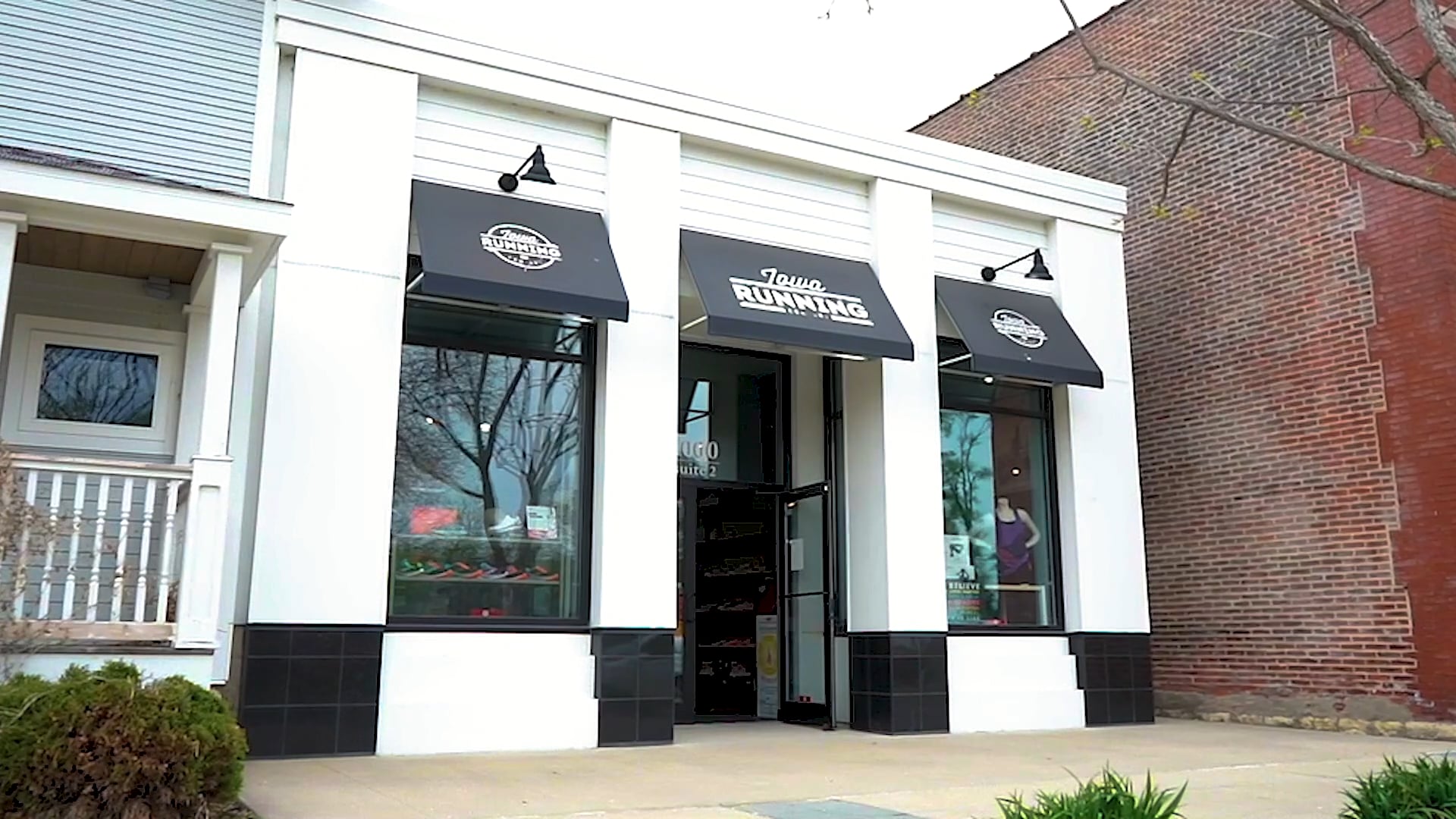 Iowa Running Company Run Specialty, Shoe Store