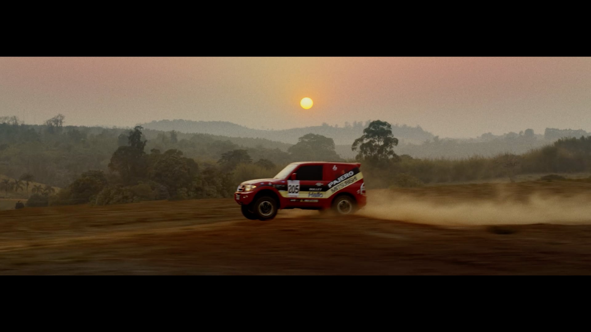MITSUBISHI | 02:39 | JUTTA KLEINSCHMDT | DC