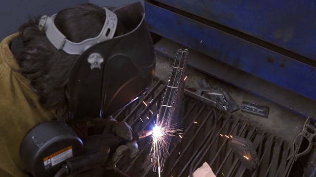 Soldadura y Fabricación para Chick-fil-A SAE (Welding and Fabrication for Chick-fil-A SAE)