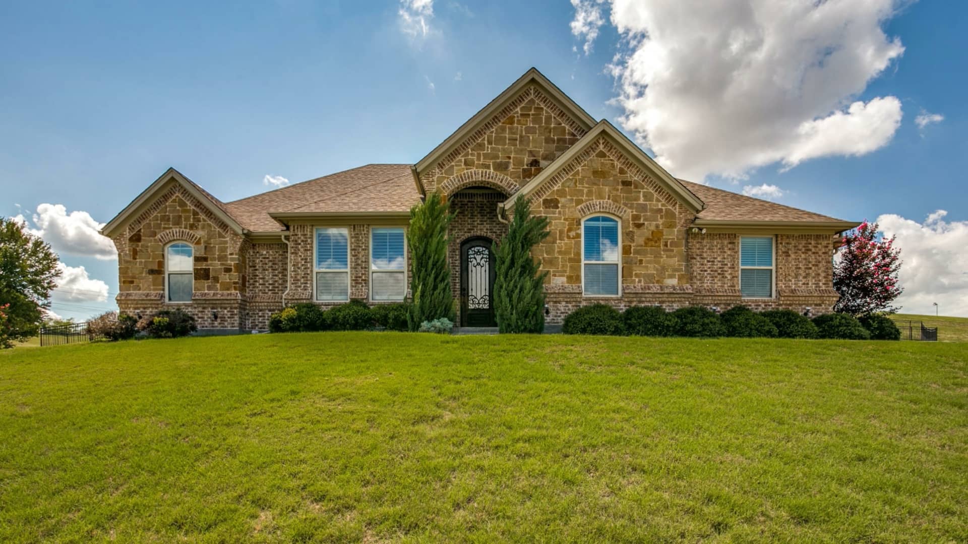 10105 Rolling Hills _FULL_HD.mp4 on Vimeo