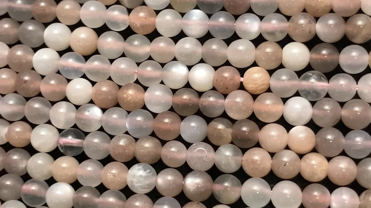 BLUMARINE 張元英ラインストーンクラウン正規品 ムーンストーン （マルチカラー｜産地・タンザニア） ラウンド4mm