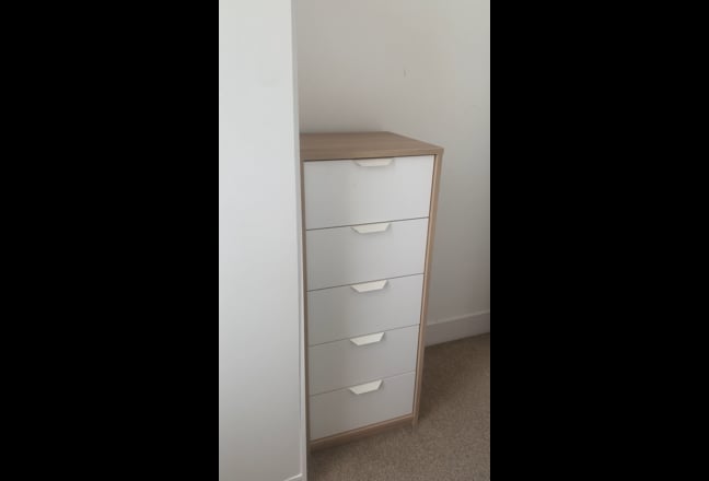 Finchley- Single furnished room £800 bills inc. Main Photo