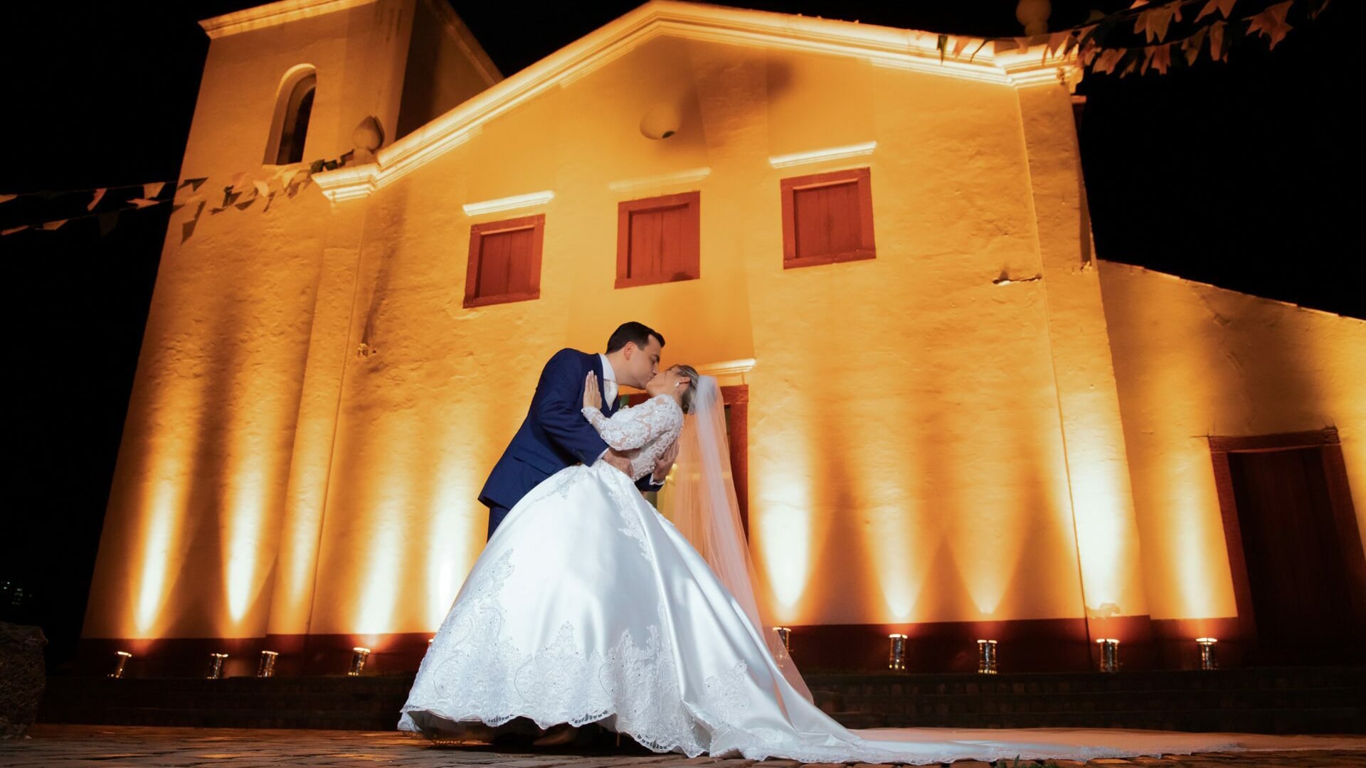 Andressa Farias & Leandro Machado - Trailer