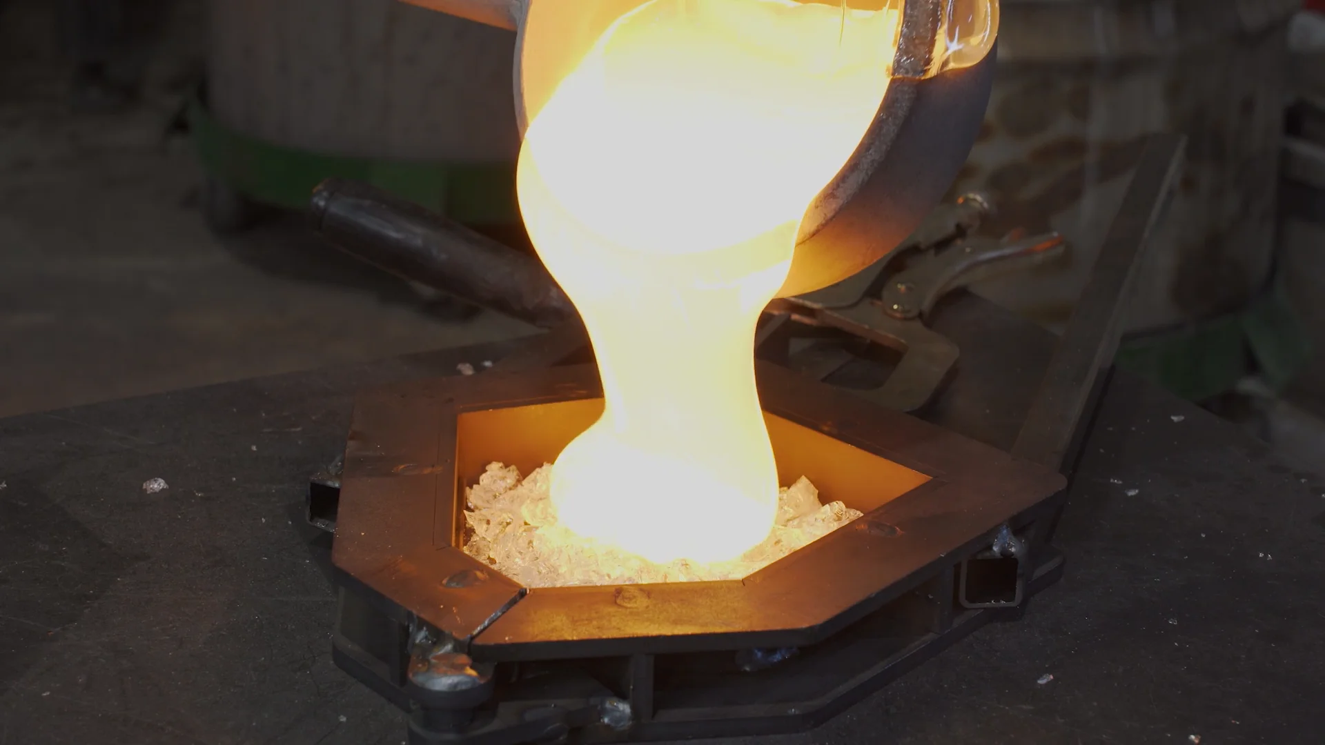 Hammerton Artisan Glass on Vimeo