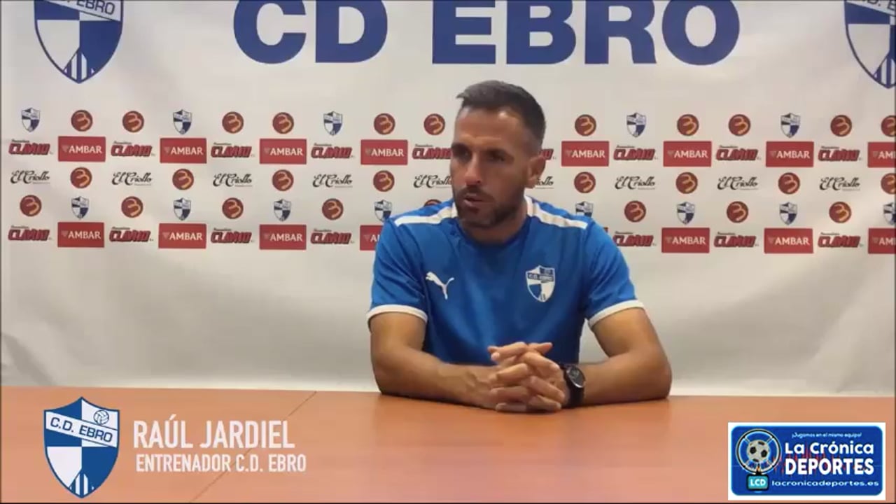 RAÚL JARDIEL (Entrenador Ebro) CD Ebro 1-1 UE Olot / Jornada 3 / 2ª RFEF - Grupo 3 / Fuente: Twitter CD Ebro